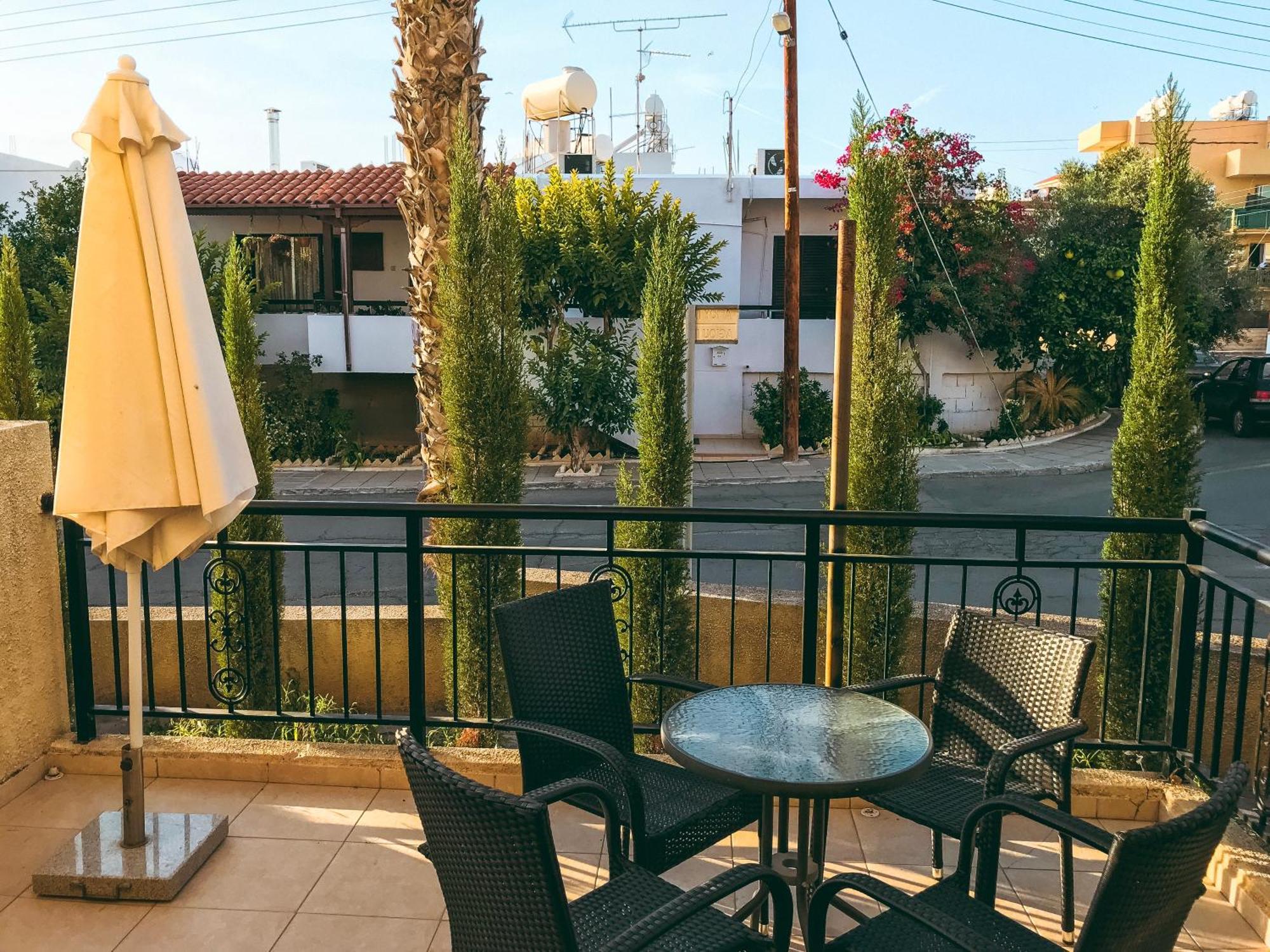 Charalambous Apartment パ フォス 部屋 写真