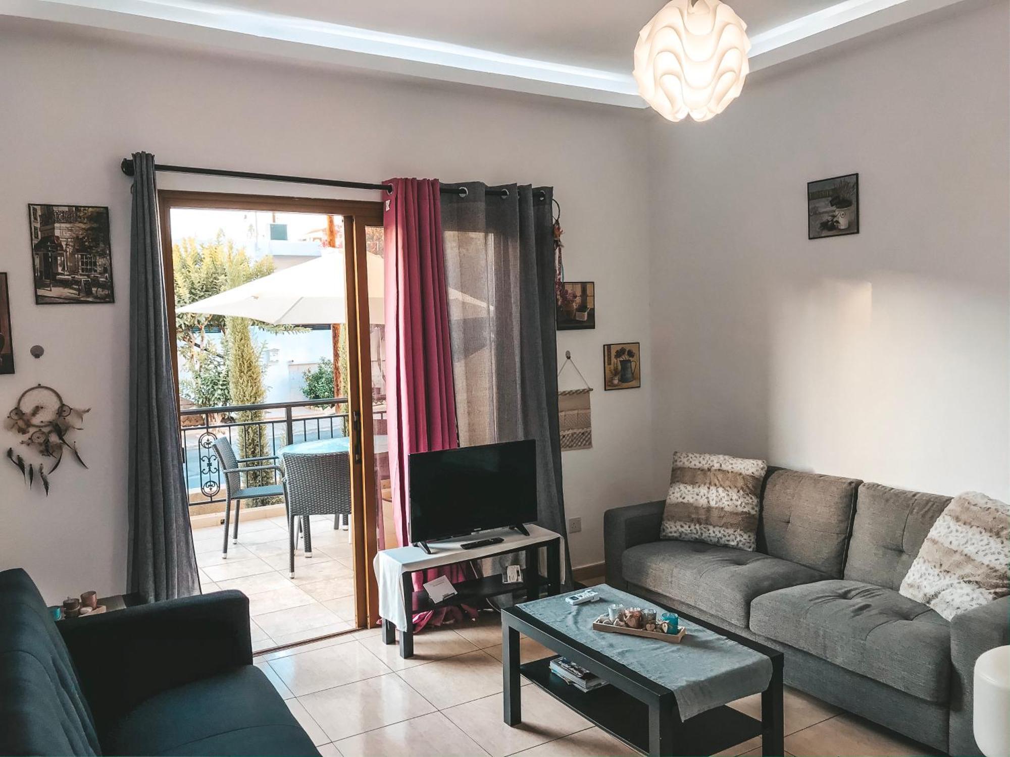 Charalambous Apartment パ フォス 部屋 写真